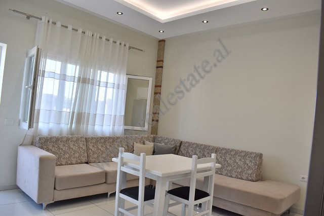 Apartament 2+1 me qira ne rrugen Avzi Nela prane rruges Jordan Misja dhe Kompleksit Fiori Di Bosko n